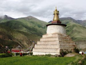 On Tuesday, 21.03.2017, Dr Eva Seegers held an inspiring Publice lecture about stupas