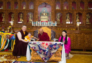 H.E. Kyabje Dorje Chang LUDING KHENCHEN RINPOCHE PRESIDED OVER THE HAIR-CUTTING CEREMONY OF THUGSEY-LA